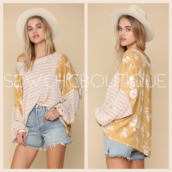 Beautiful Long Sleeve Knit Top w/Rayon Challis Contrast - Picture 4 of 8